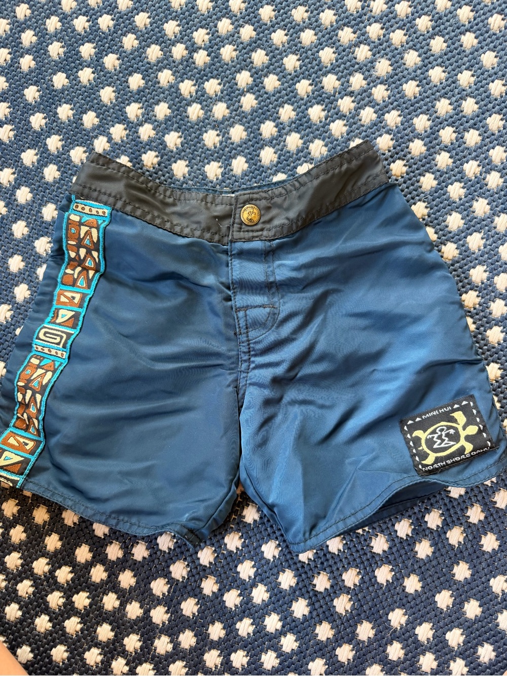 Vintage 90's board shorts mini hui